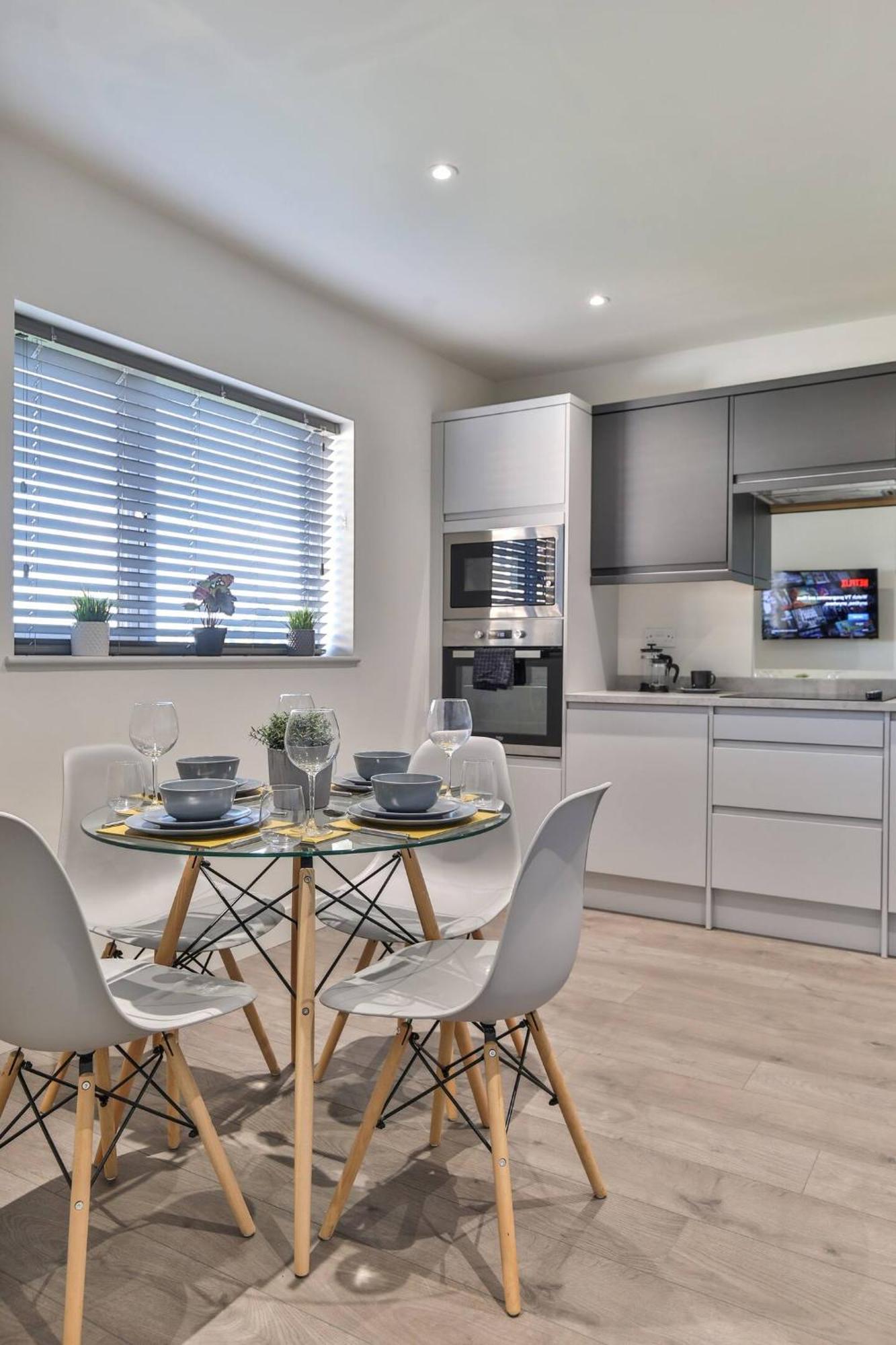 Holiday home Modern, Cosy Whole House Wifi Close To Attractions